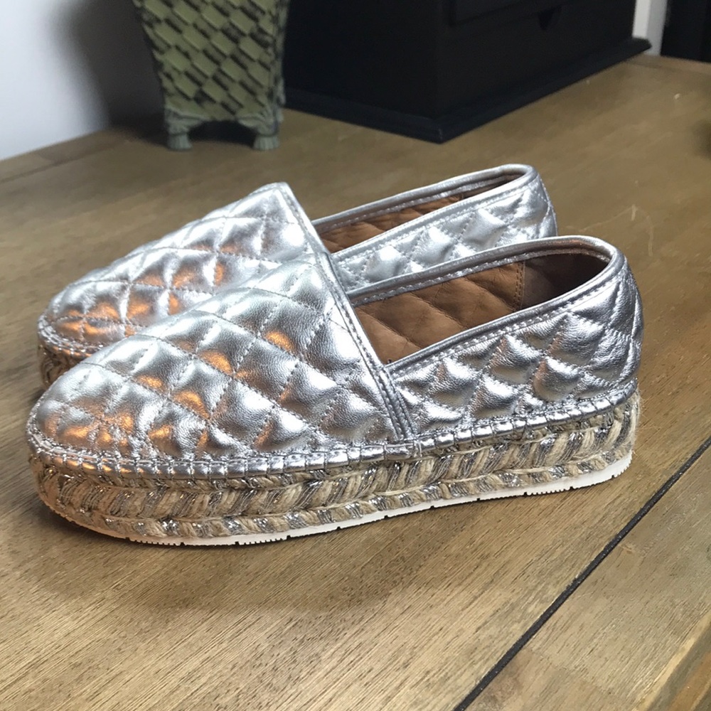 Nwob J/Slides Silver Platform Tennis Shoes